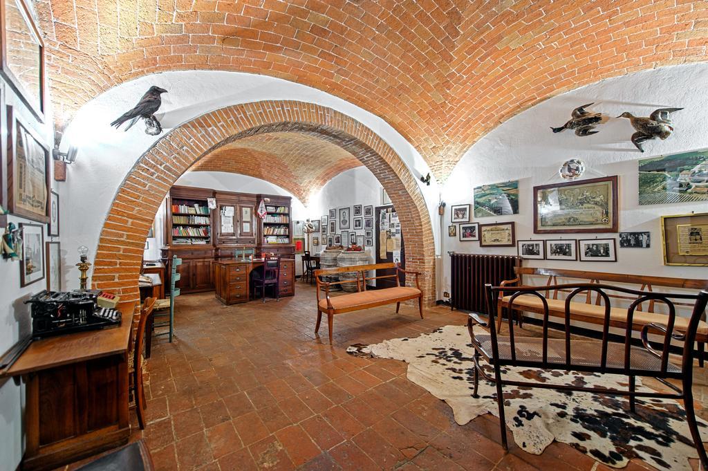Tenuta Di Petriolo Pensionat Torrita di Siena Eksteriør billede
